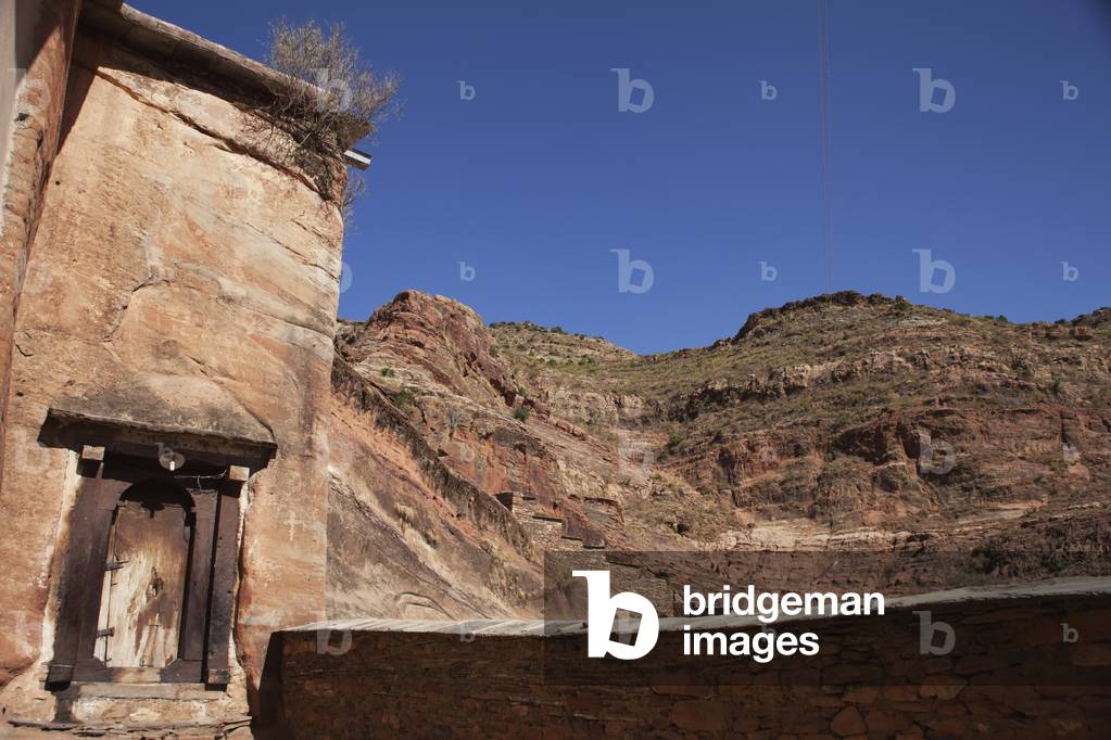 Side door into Abreha wa Atsbeha rock cut church, Gheralta, Tigray region, Ethiopia (photo)