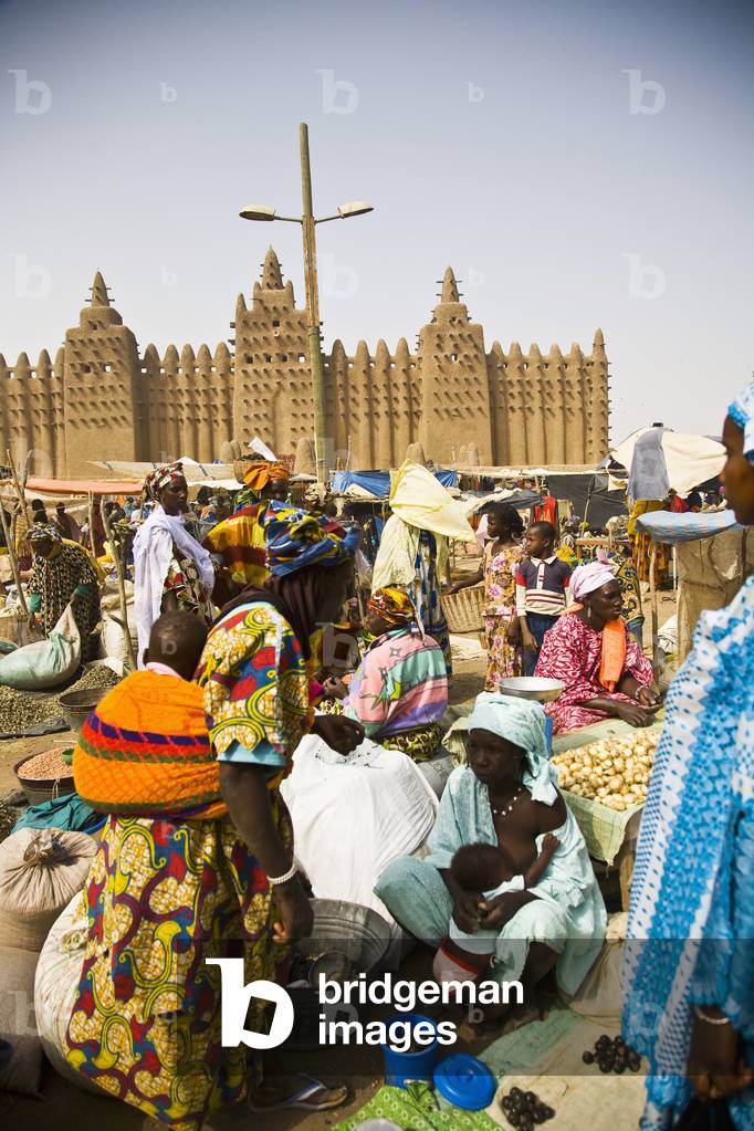 Market Place with Djenne Mosque in Background (photo)