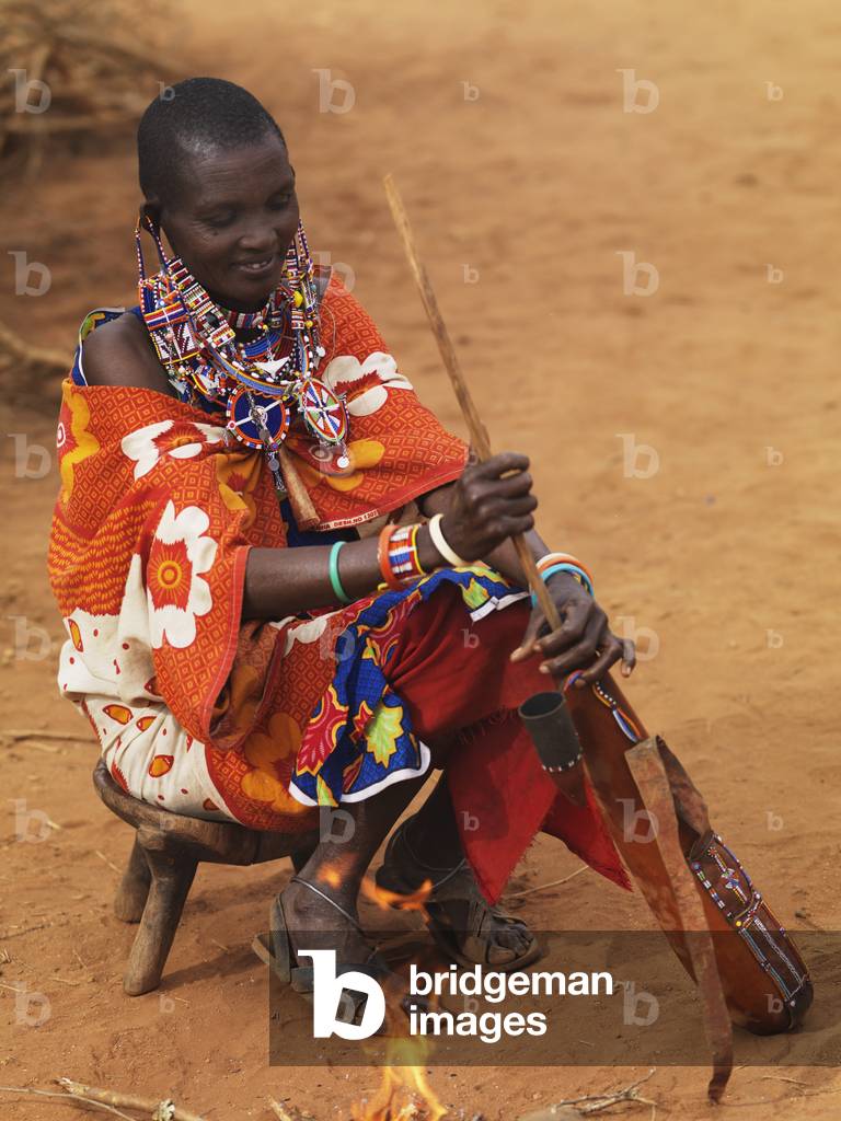 Woman from a Maasai Village, Kenya, Africa (photo)