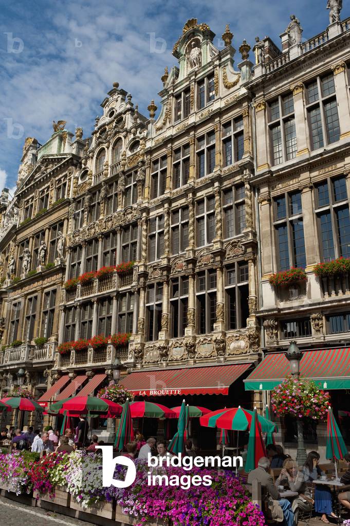 Belgium, Restaurants at Grand Place, Brussels (photo)
