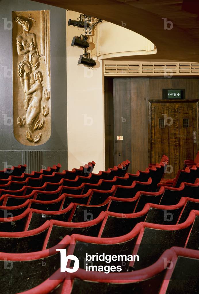 Duchess Theatre, London, England, UK (photo)