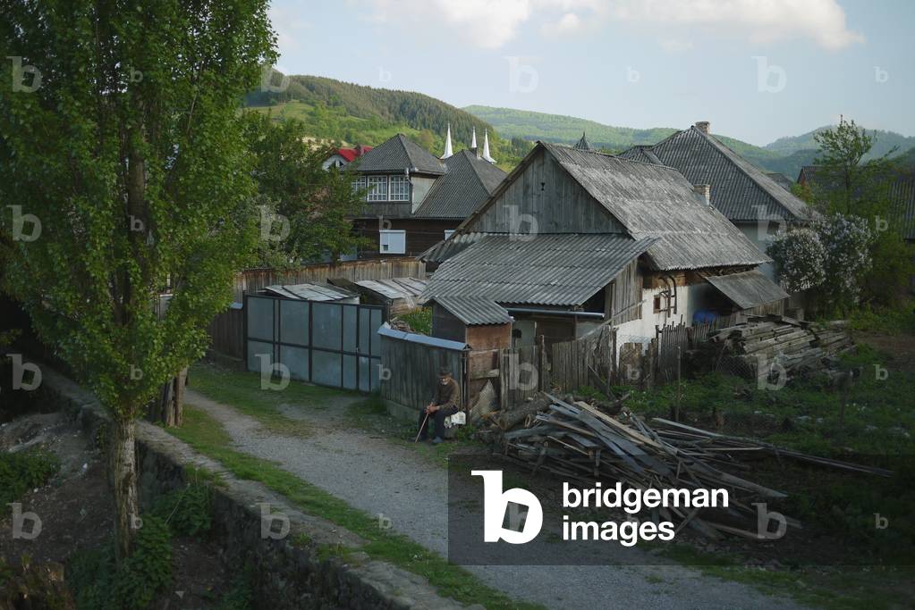 Romania, View of village, Transylvania (photo)