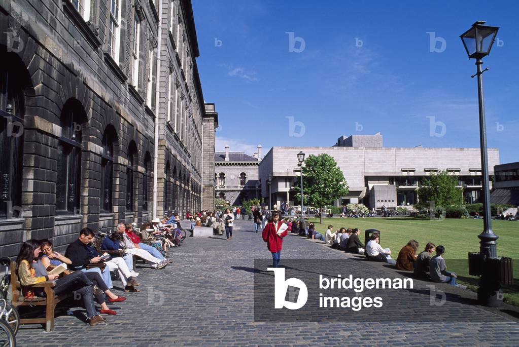 Trinity College,Dublin,Co Dublin,Ireland;Exterior And Lawn At Trinity College In Dublin (photo)