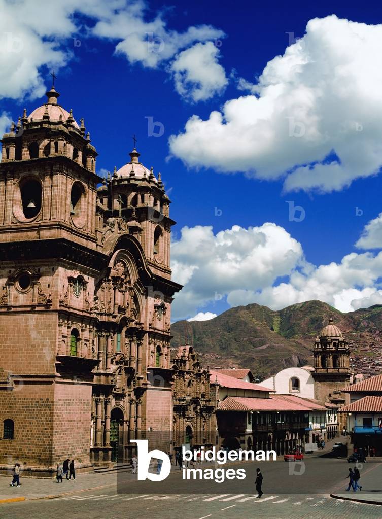 Church on Plazza De Armas, Cusco, Peru (photo)