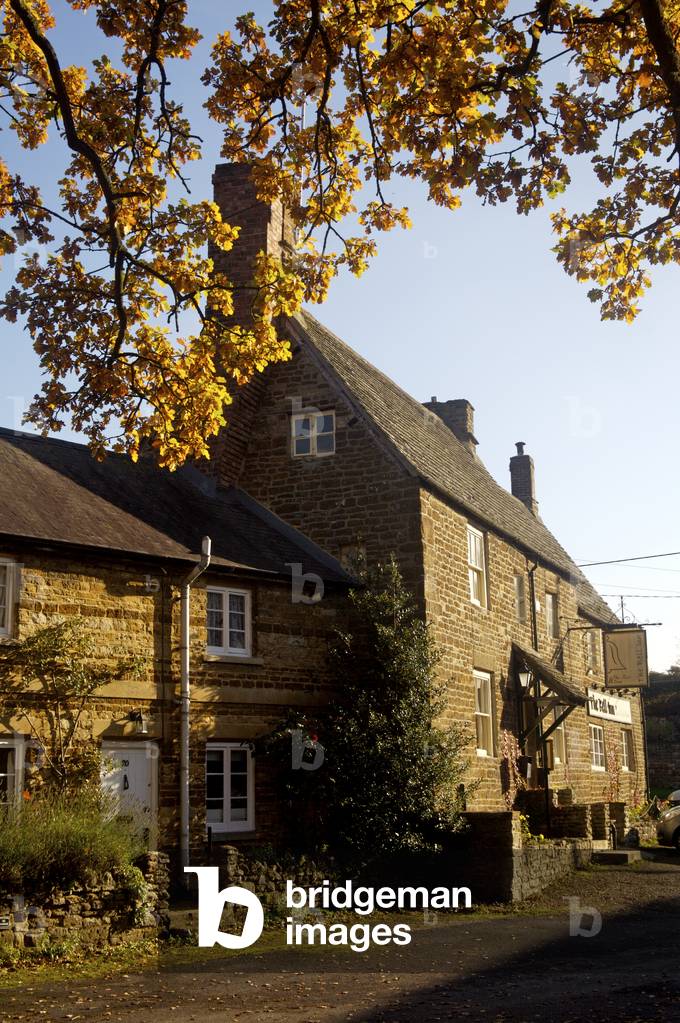 The Bell Inn, Lower Heyford, Oxfordshire, England (photo)
