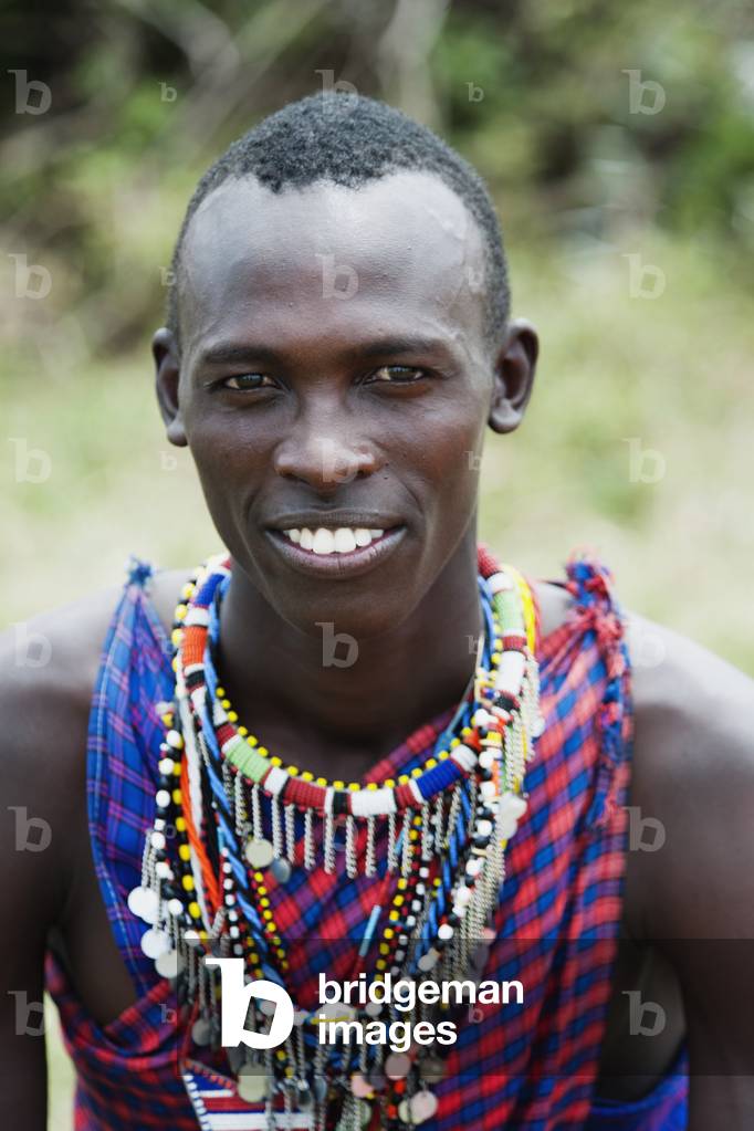 Man of Maasai Mara Tribe, Kenya, Africa (photo)
