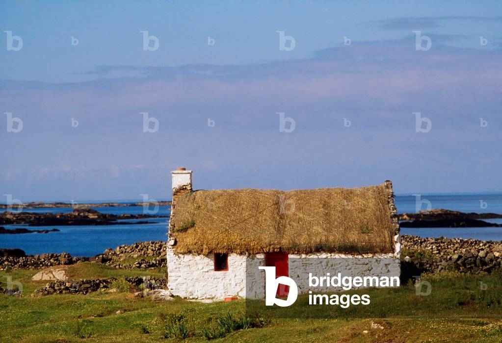 Traditional Cottage, Connemara, Co Galway (photo)