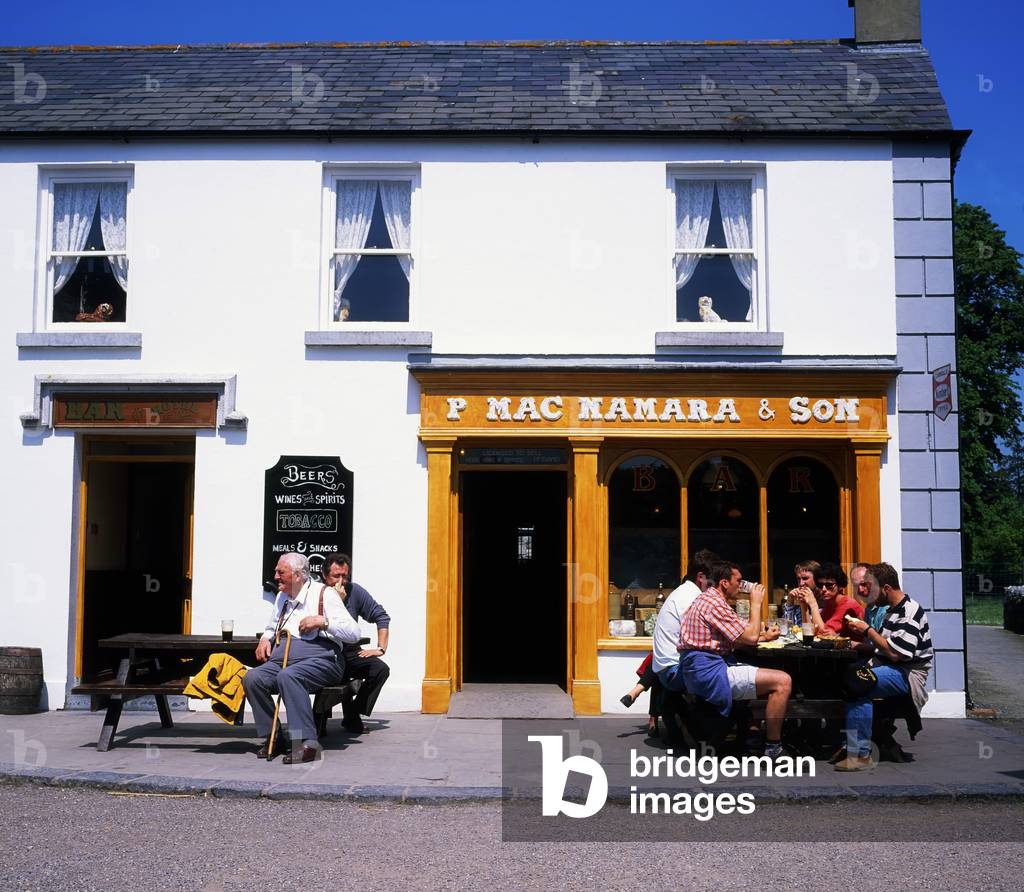 Bunratty, Co Clare, Ireland, Pub In Bunratty Folk Park (photo)