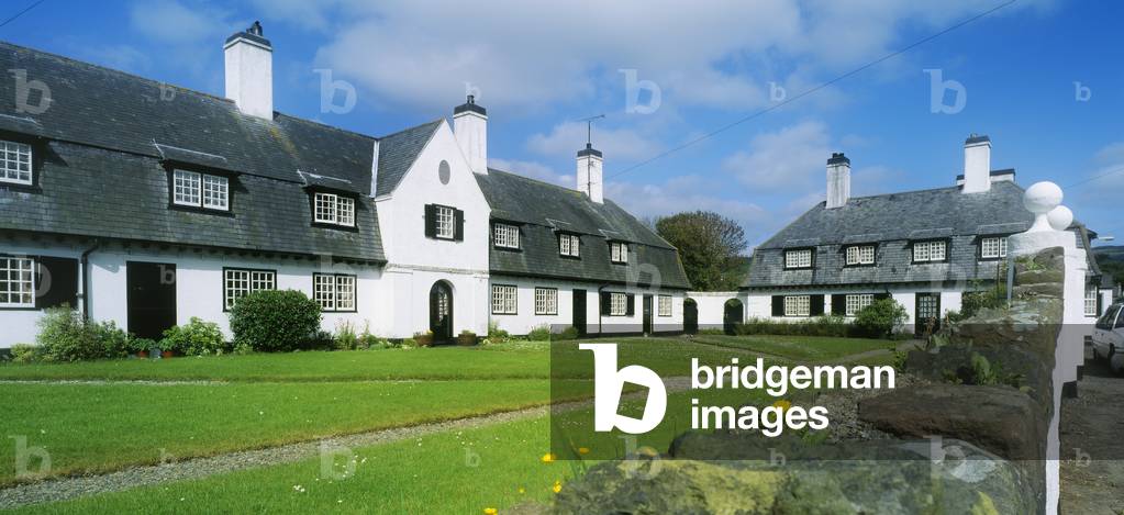 Lawn In Front Of A Cottage, Clough Williams-Ellis, Cushendun, County Antrim, Northern Ireland (photo)