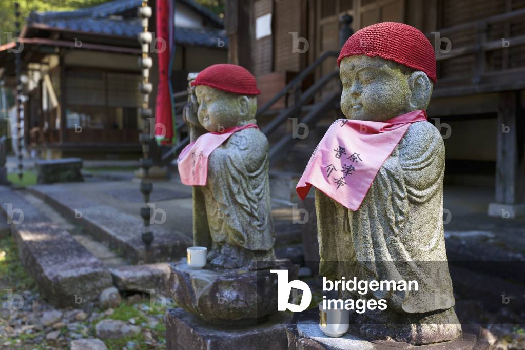 Nigatsudo Buddhist Temple, Nara, Japan (photo)