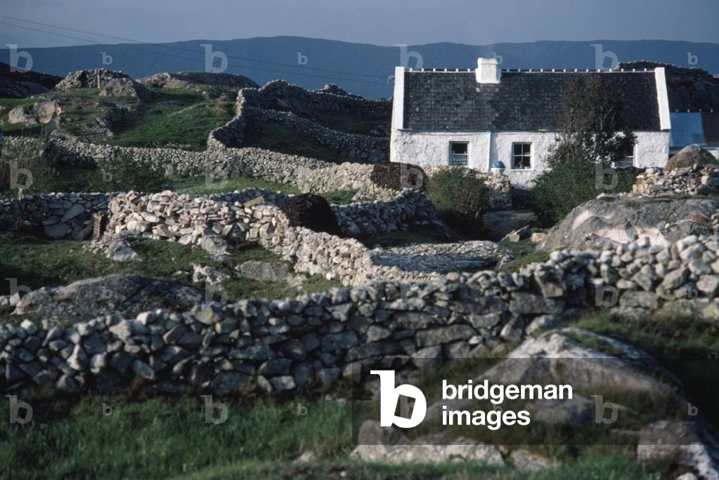 Traditional Cottage, Co Galway, Ireland (photo)
