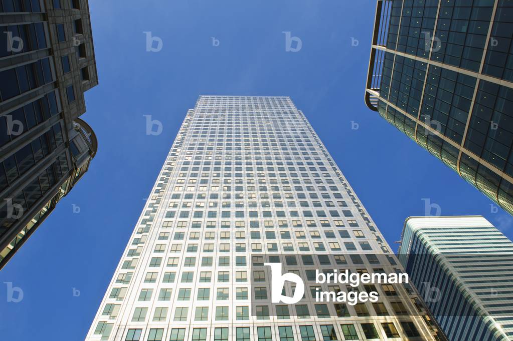Skyscrapers in Canary Wharf, London, England, UK  (photo)