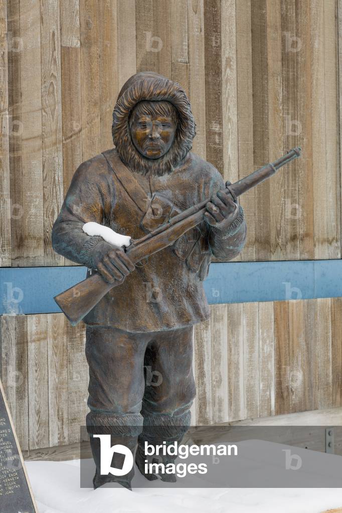 Muktuk Marsten Statue outside the Piuraagvik Recreation Center, Barrow, North Slope, Arctic Alaska, USA, Winter (photo)
