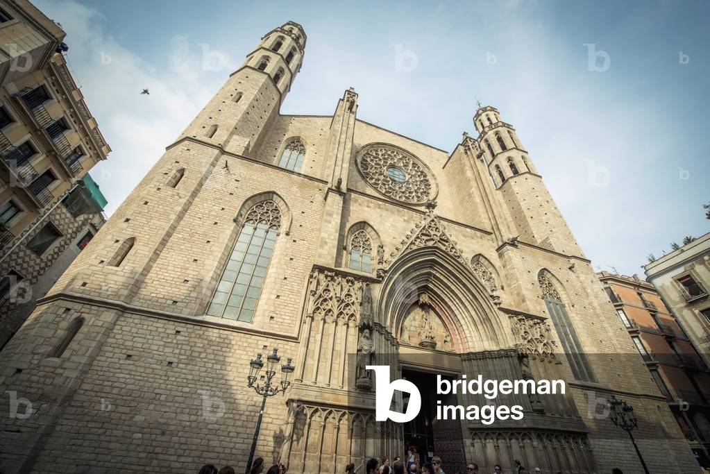 Spain, Exterior of Santa Maria del Mar church, Barcelona (photo)