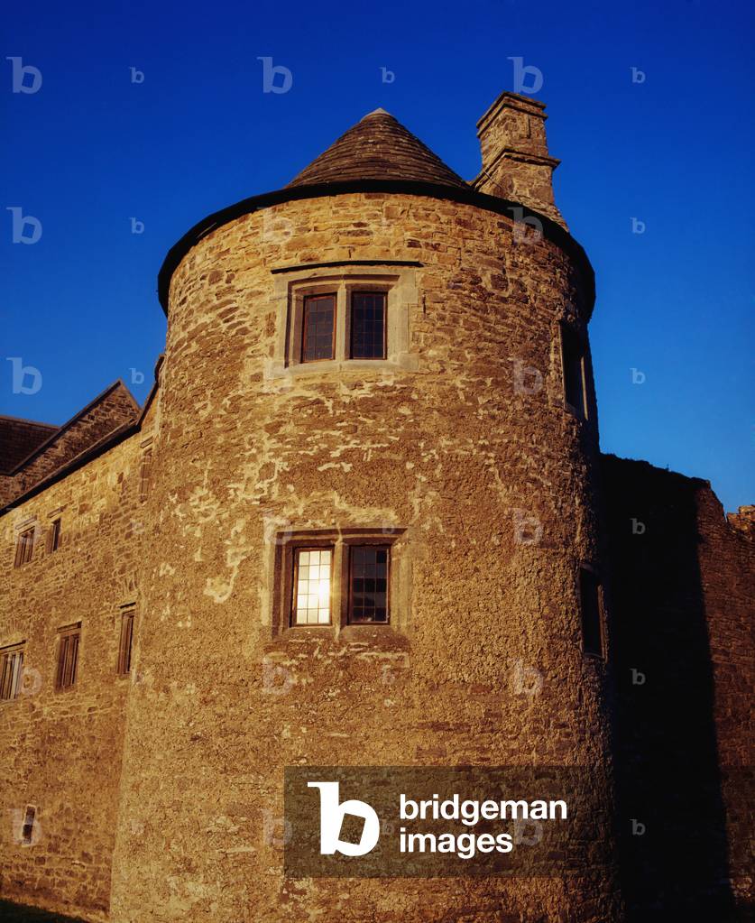 County Leitrim, Parkes Castle, Lough Gill (photo)