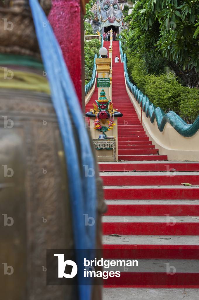 Wat Ban Tham, or the Dragon Temple, Kanchanaburi, Thailand (photo)