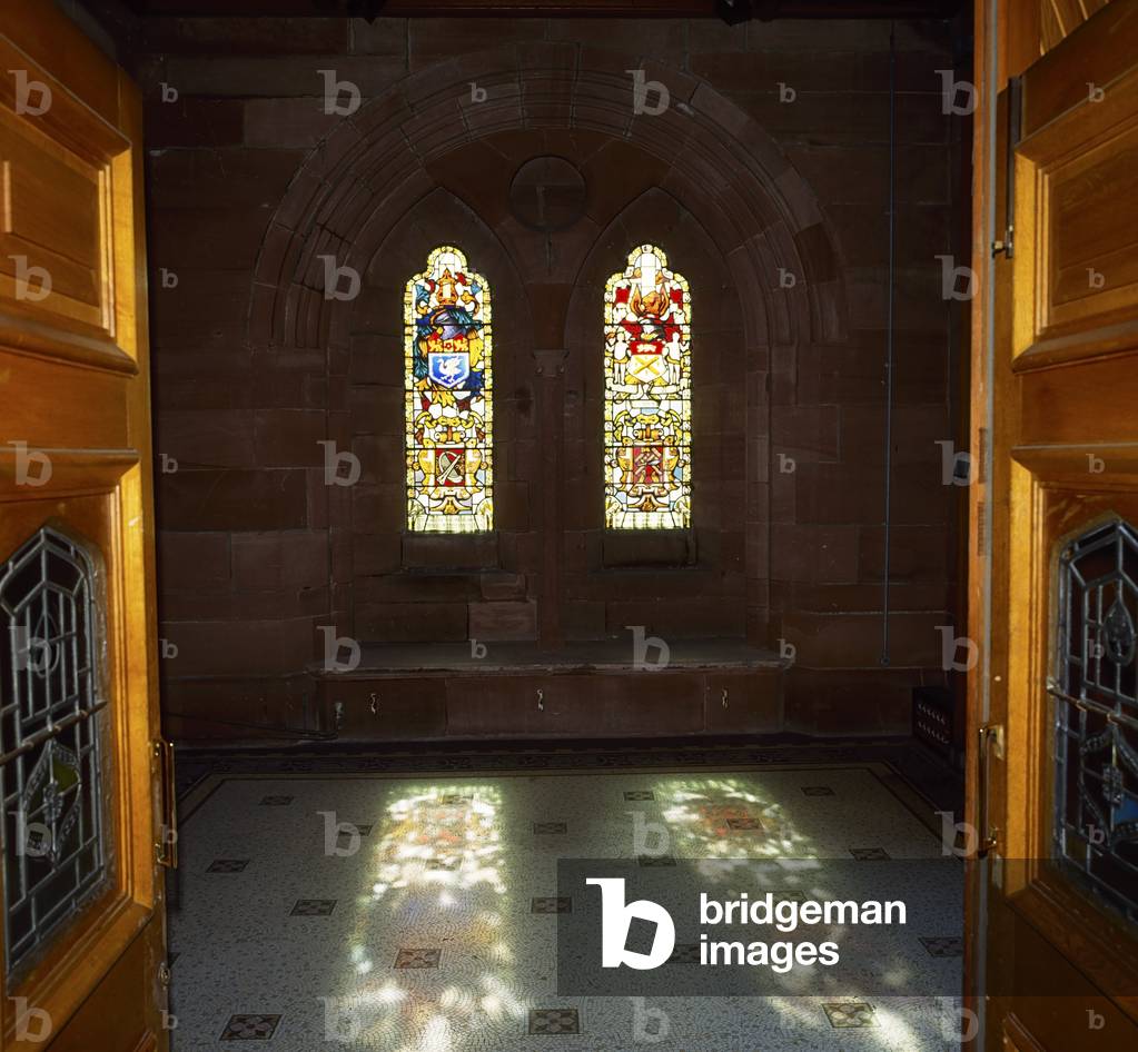 Derry, Co Londonderry, Northern Ireland, Guildhall (photo)