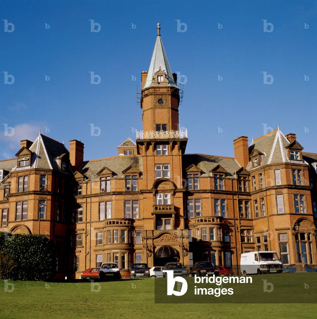 Newcastle, Co Down, Northern Ireland, Slieve Donard Hotel (photo)