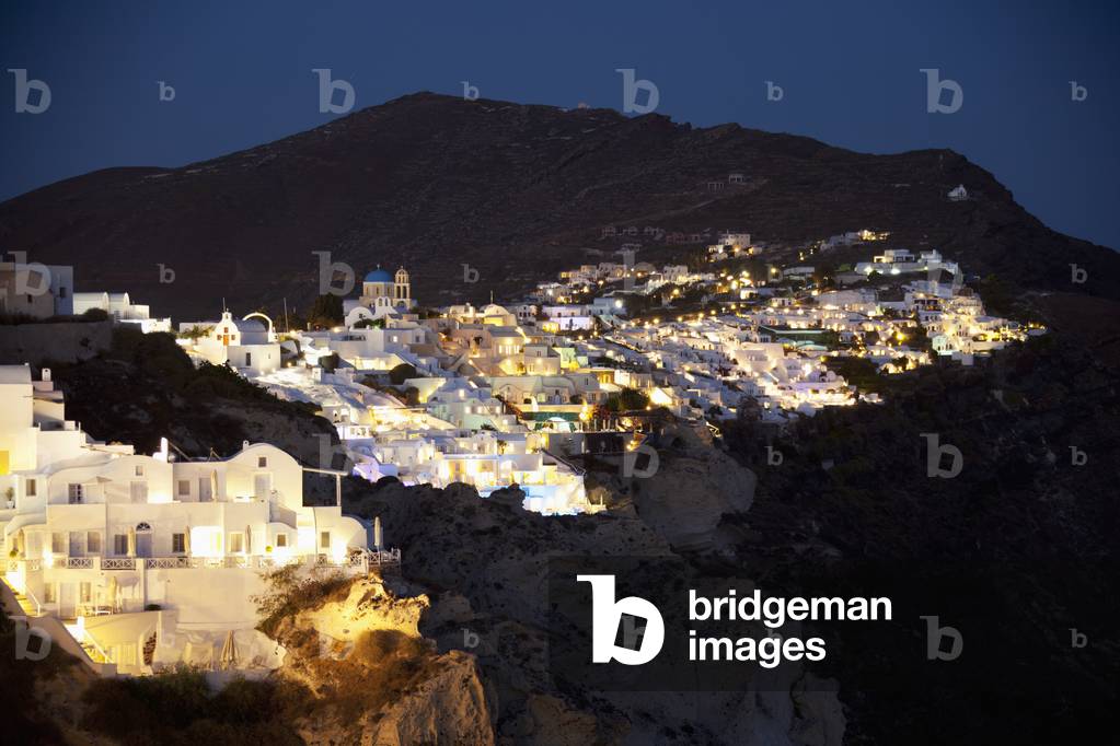 Greece, View of Greek town, Oia (photo)