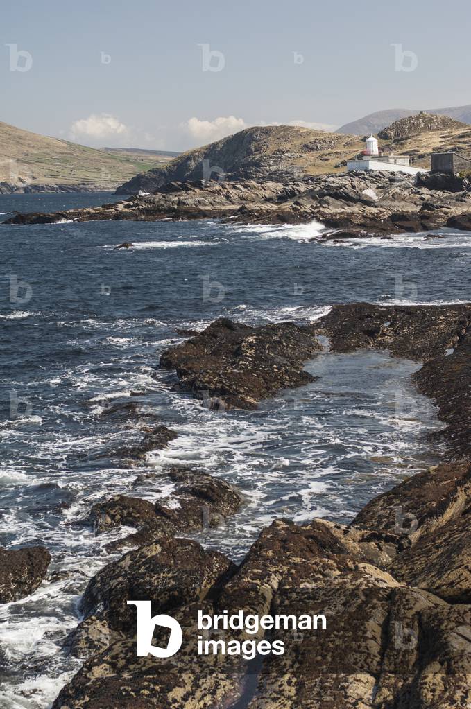 UK, Ireland, County Kerry, Iveragh Peninsula, Valentia Island, Cromwell Point Lighthouse (photo)