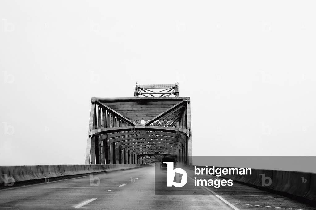 USA, Louisiana, Bridge over Mississippi river, Vacherie (photo)