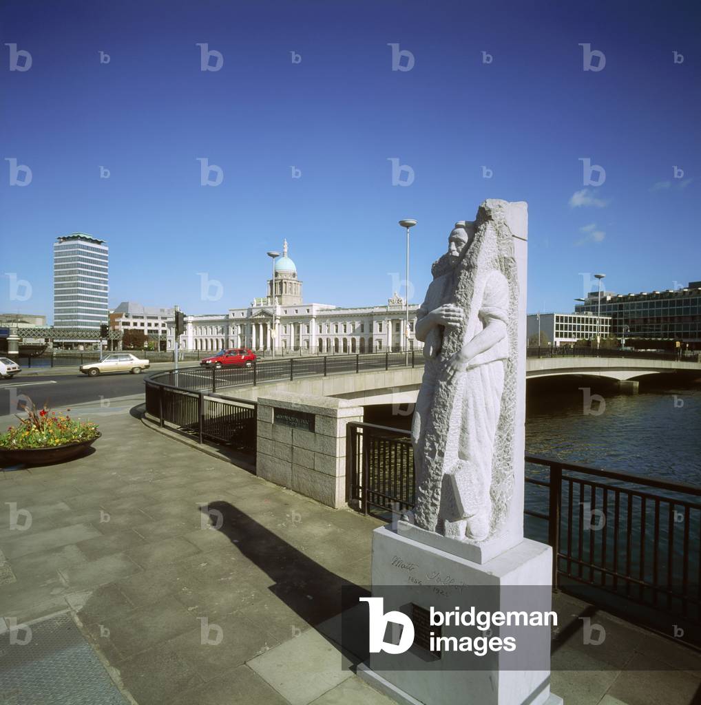 Talbot Memorial Bridge And Custom House, Dublin City, County Dublin, Ireland (photo)