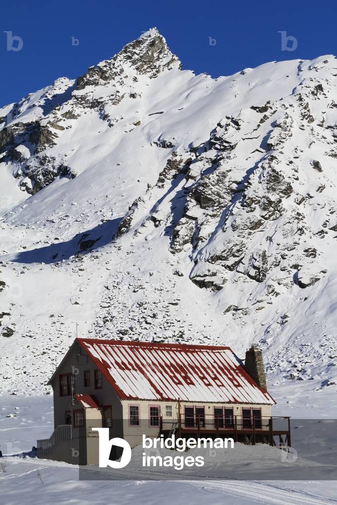 The Visitor Center building at Hatcher Pass's Independence Mine, Southcentral Alaska (photo)