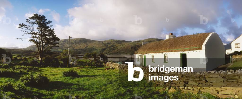 Traditional Cottage, Near Lough Rus Point, Ardara, Co Donegal, Ireland (photo)