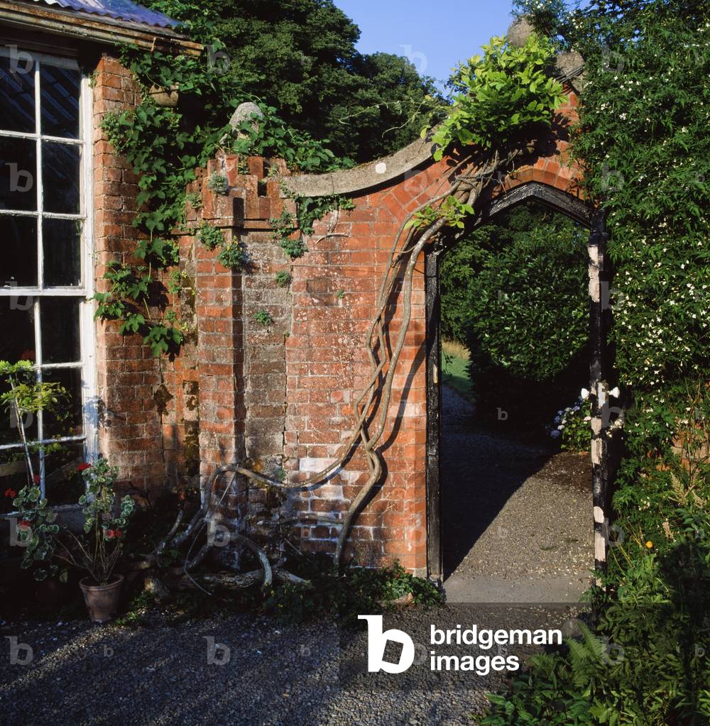 Beaulieu House And Gardens, Drogheda, Co Louth, Ireland, Gateway To The Walled Gardens (photo)