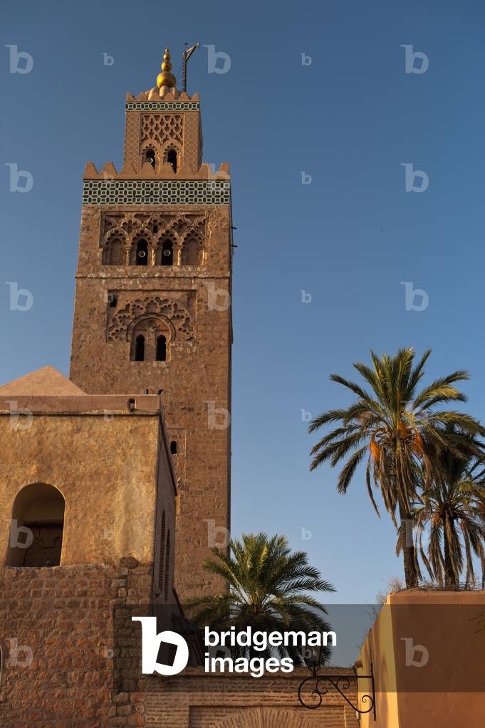 Morocco, Minaret of Koutoubia mosque at dawn, Marrakesh (photo)