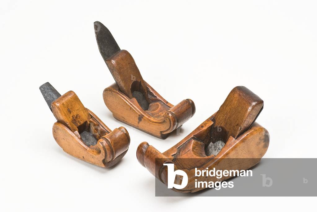 Three violin-maker’s planes, late 18th century (boxwood)