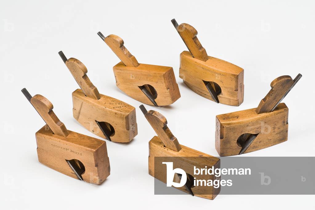 Compass and flat-sole rabbet (rebate) planes, late 19th century (boxwood)