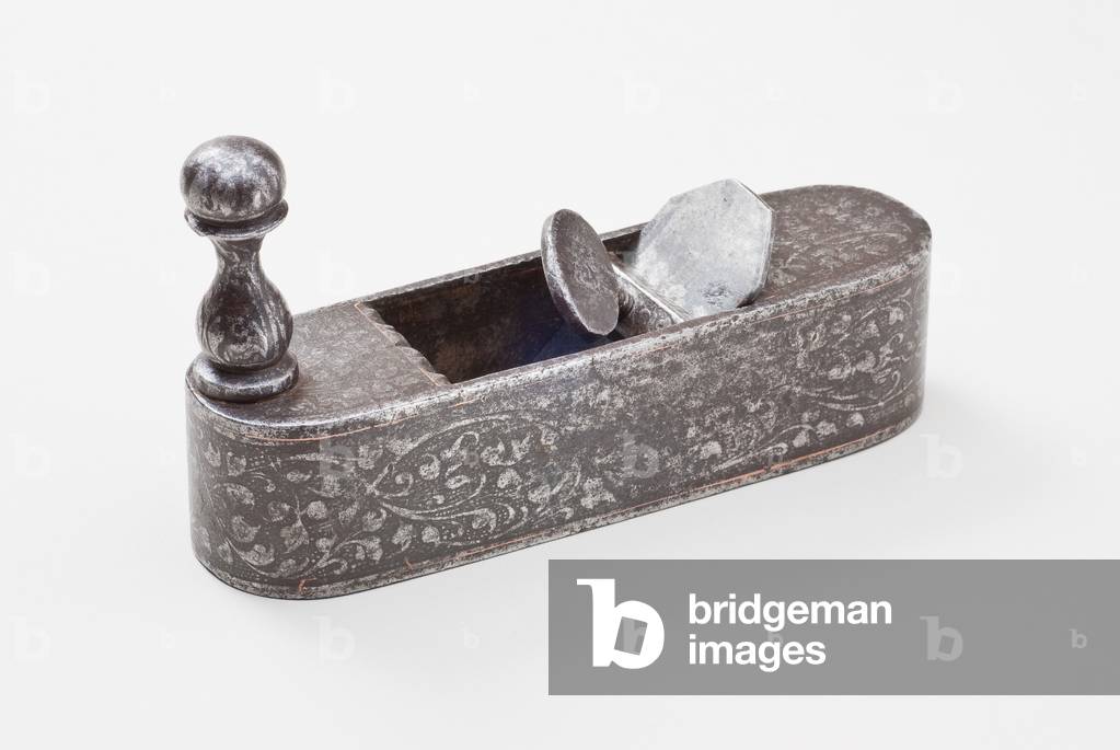 Smoothing plane, c.1570 (wrought iron)