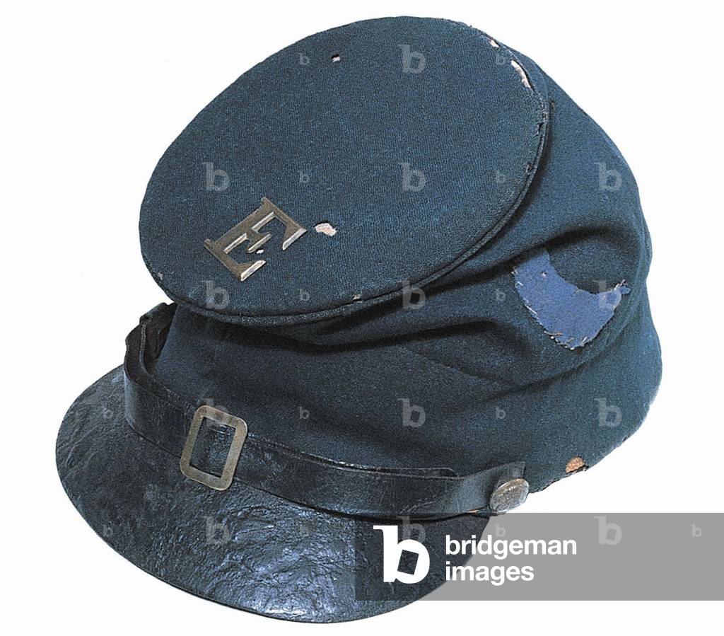 Union soldier's forage cap with badge of the 11th Army Corps