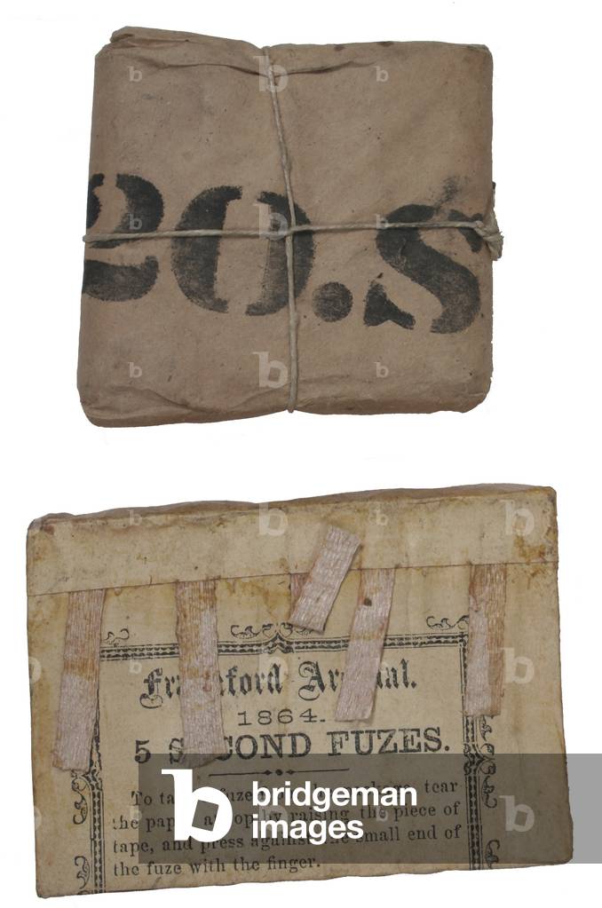 Packages of artillery time fuzes