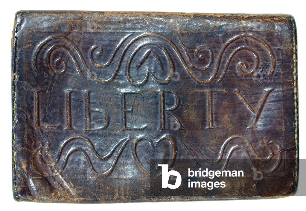 Leather purse or wallet embossed 