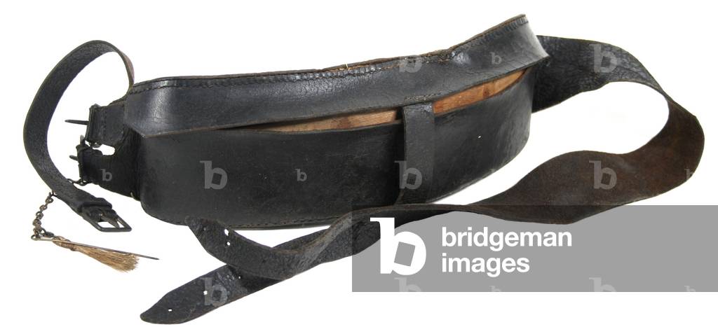United States, Belly box for cartridges with waist belt