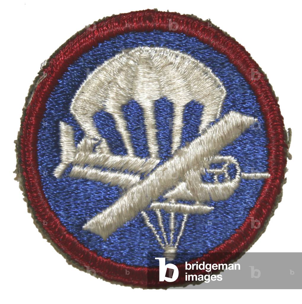 United States, Airborne Officer's cap badge