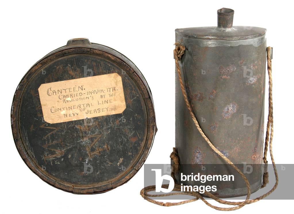 American wooden and British tin canteen