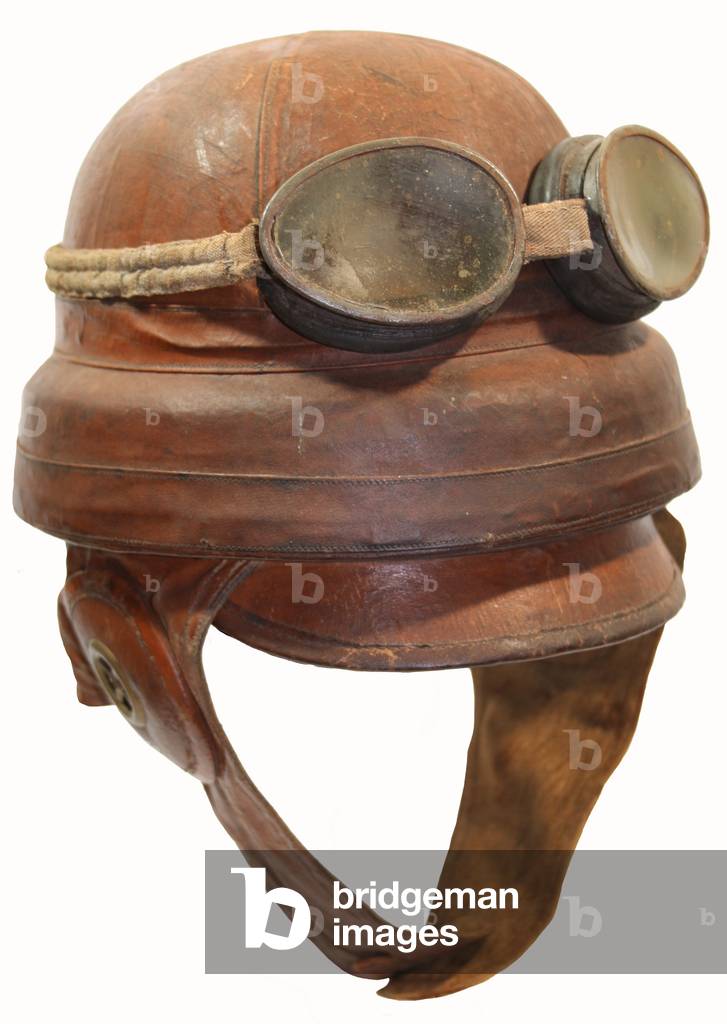 World War I, France,  French aviator's crash helmet and goggles