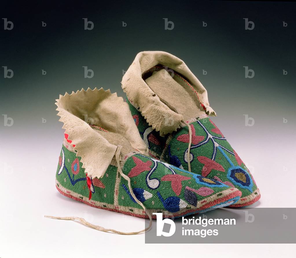 Moccasins, Eastern Sioux, c.1890 (buckskin, rawhide, fabric and glass beads)