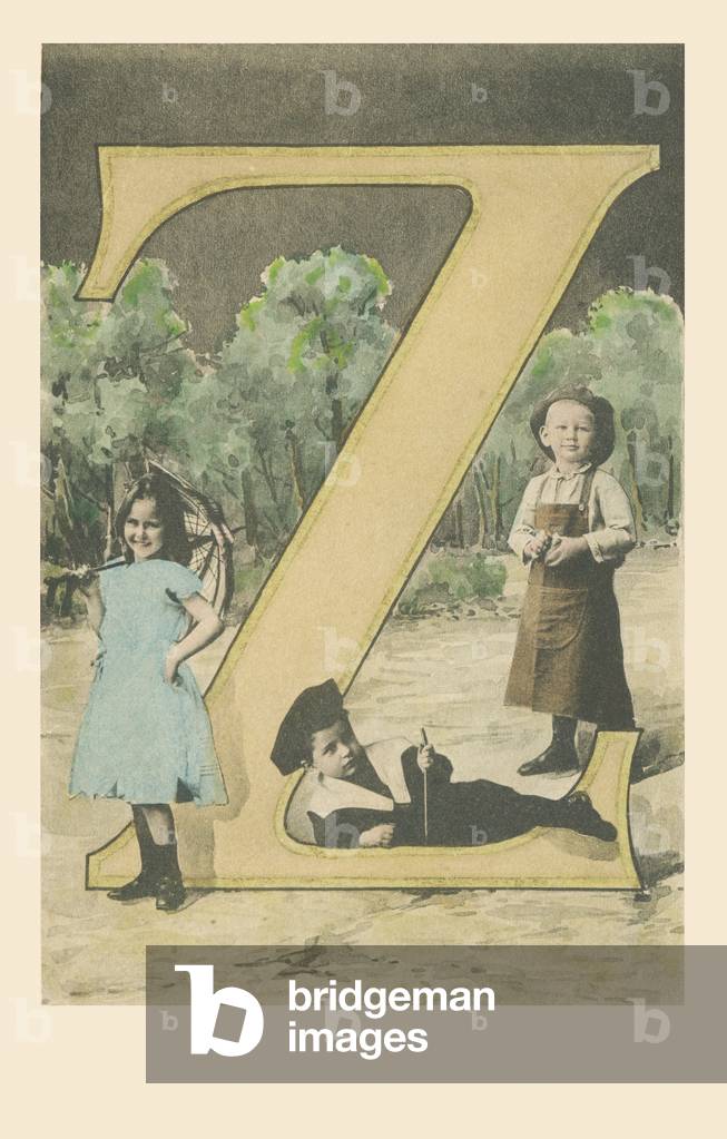 Z: Two boys, one in gardener's outfit, one girl with an umbrella