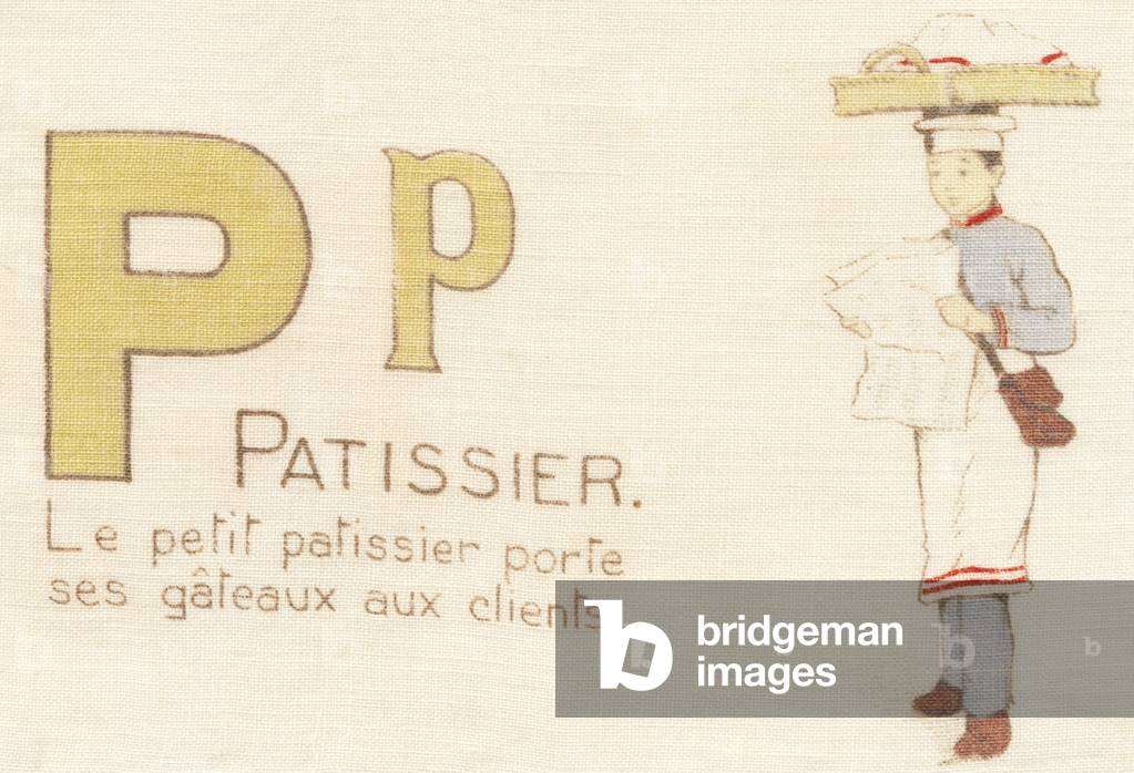 P Patissier The small patissier carries its cakes to customers