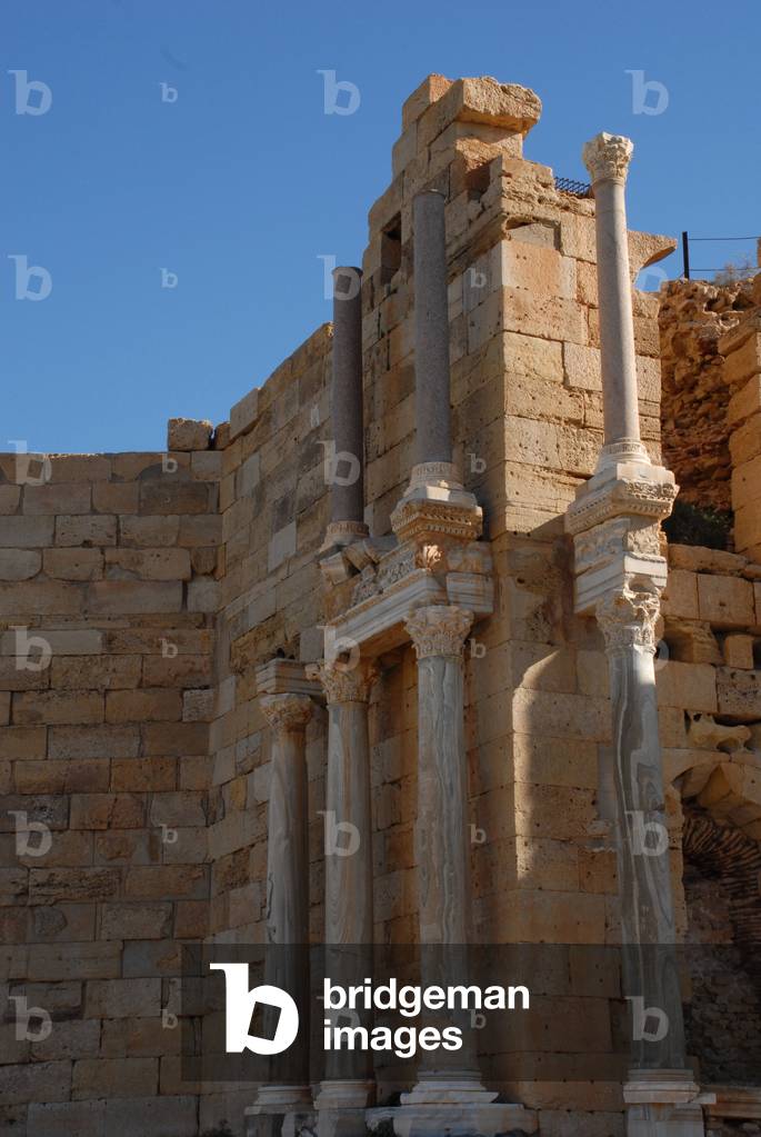 Temple, Leptis Magna, Libya (photo)