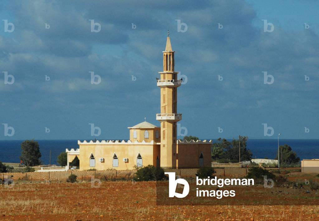 Mosque near Ptolemais, Libya (photo)