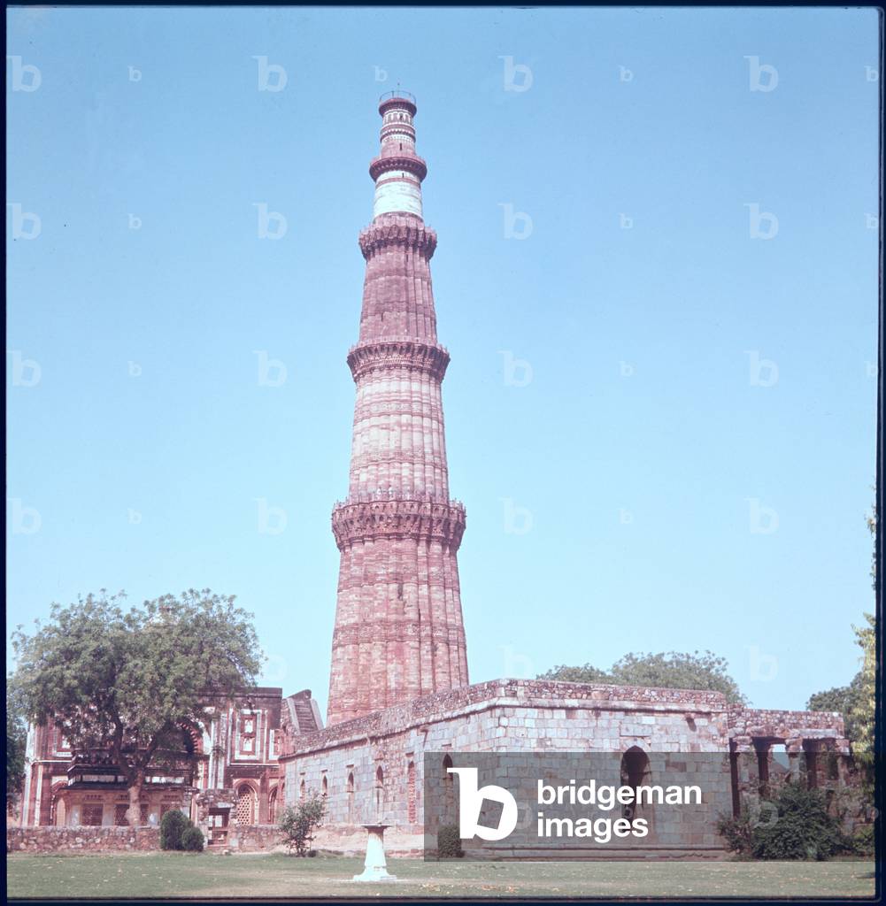 Qutab Minar, built 1193-1230 (photo)