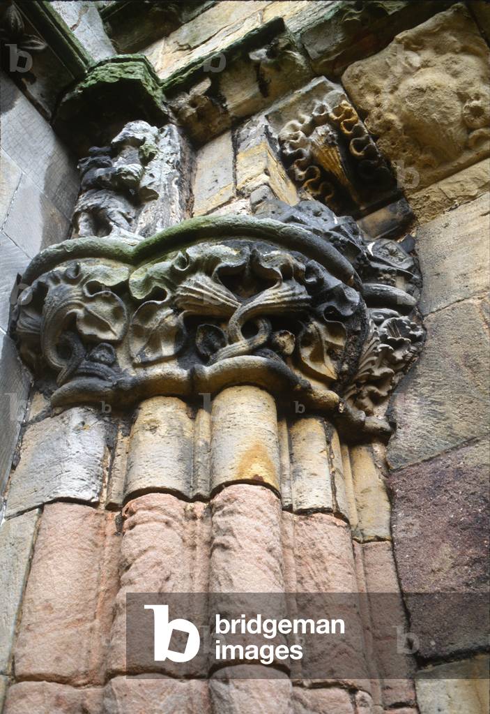 Stone Colonnette (photo)