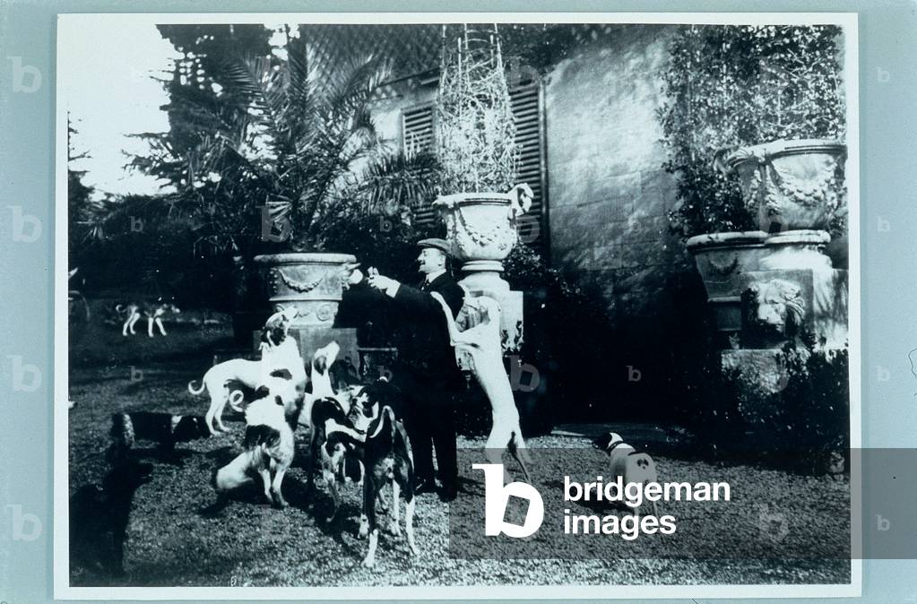 Gabriele d'Annunzio and its Dogs in the Garden of Capponcina