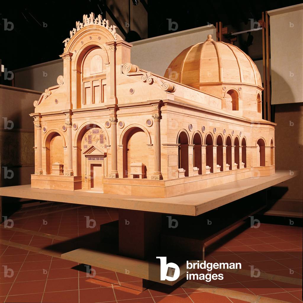 Model of the Tempio Malatestiano, by da Alberti Leon Battista, pear wood, cm 2 x 4 x 2 circa