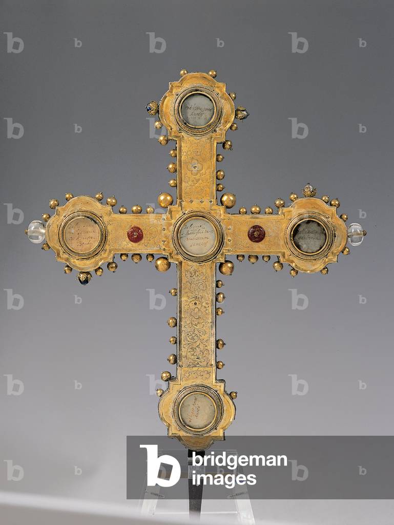 Cross-Processional Reliquary (Croce-reliquiario astile), by Bottega orafa ascolana, 15th Century, embossed, chased, carved, punched and gilded silver, on a wooden support, enamels, pebble, amber, 52 x 40 cm
